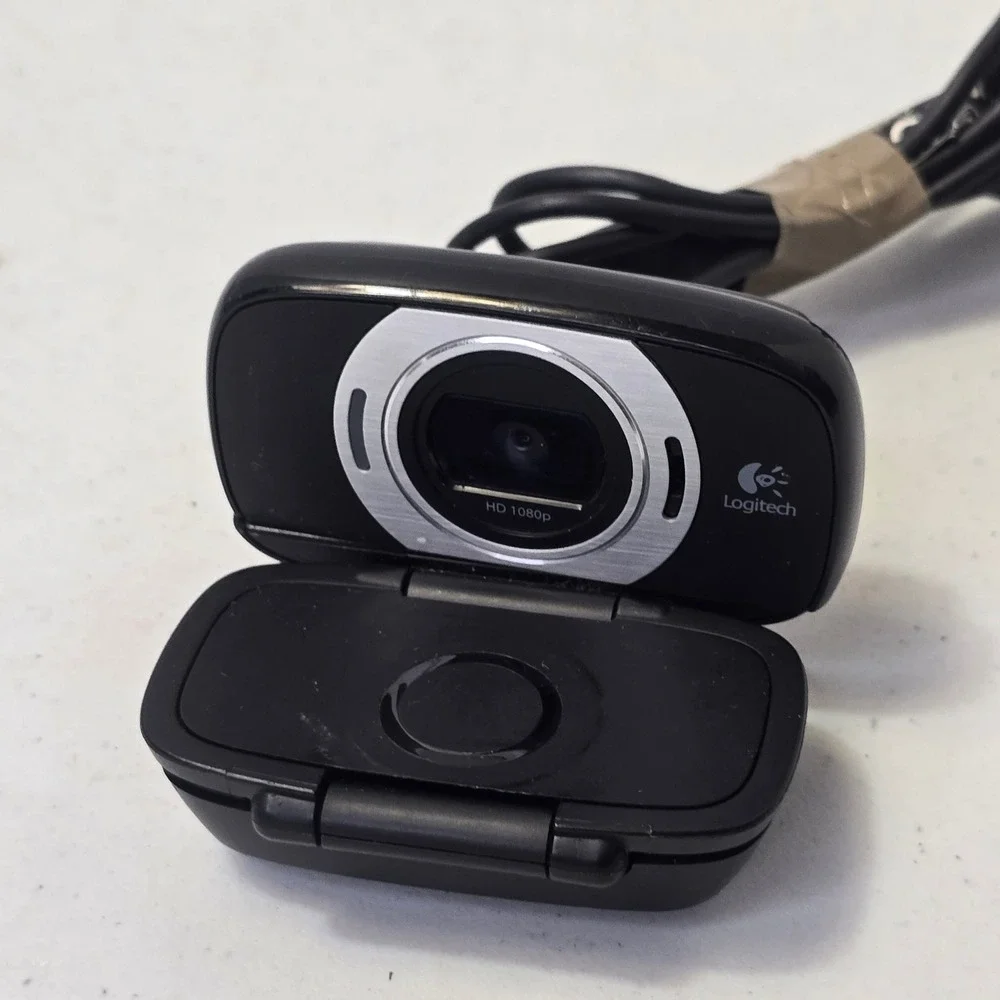 Logitech C615 Portable HD Webcam 1080p Tested Working V-U0027 Folding